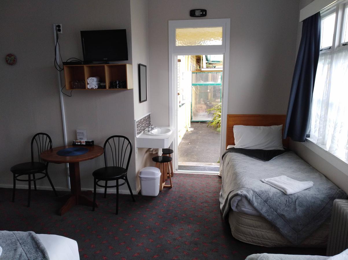 Hokitika Pioneer Hotel Buitenkant foto